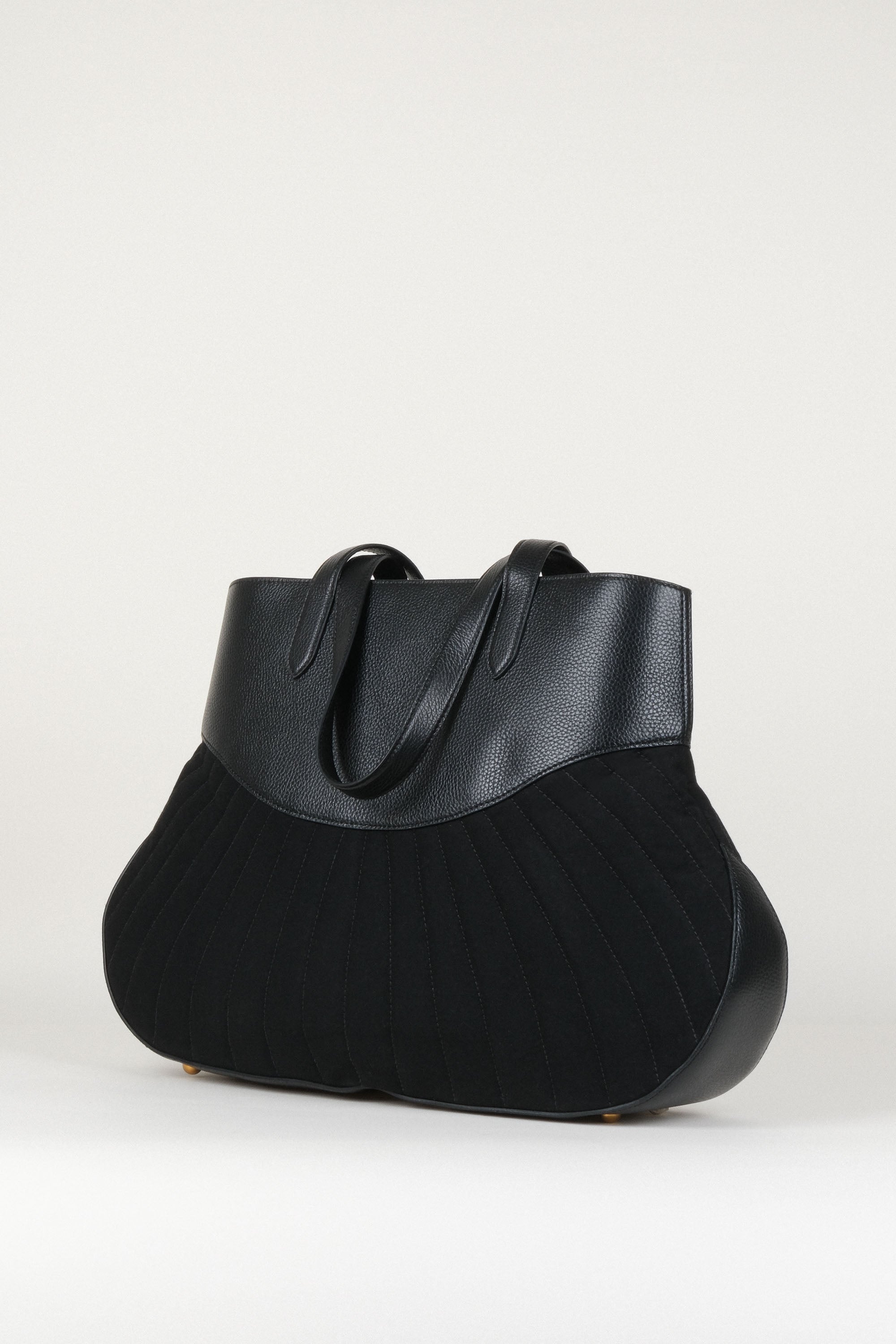 Black Studio Bag (Medium)