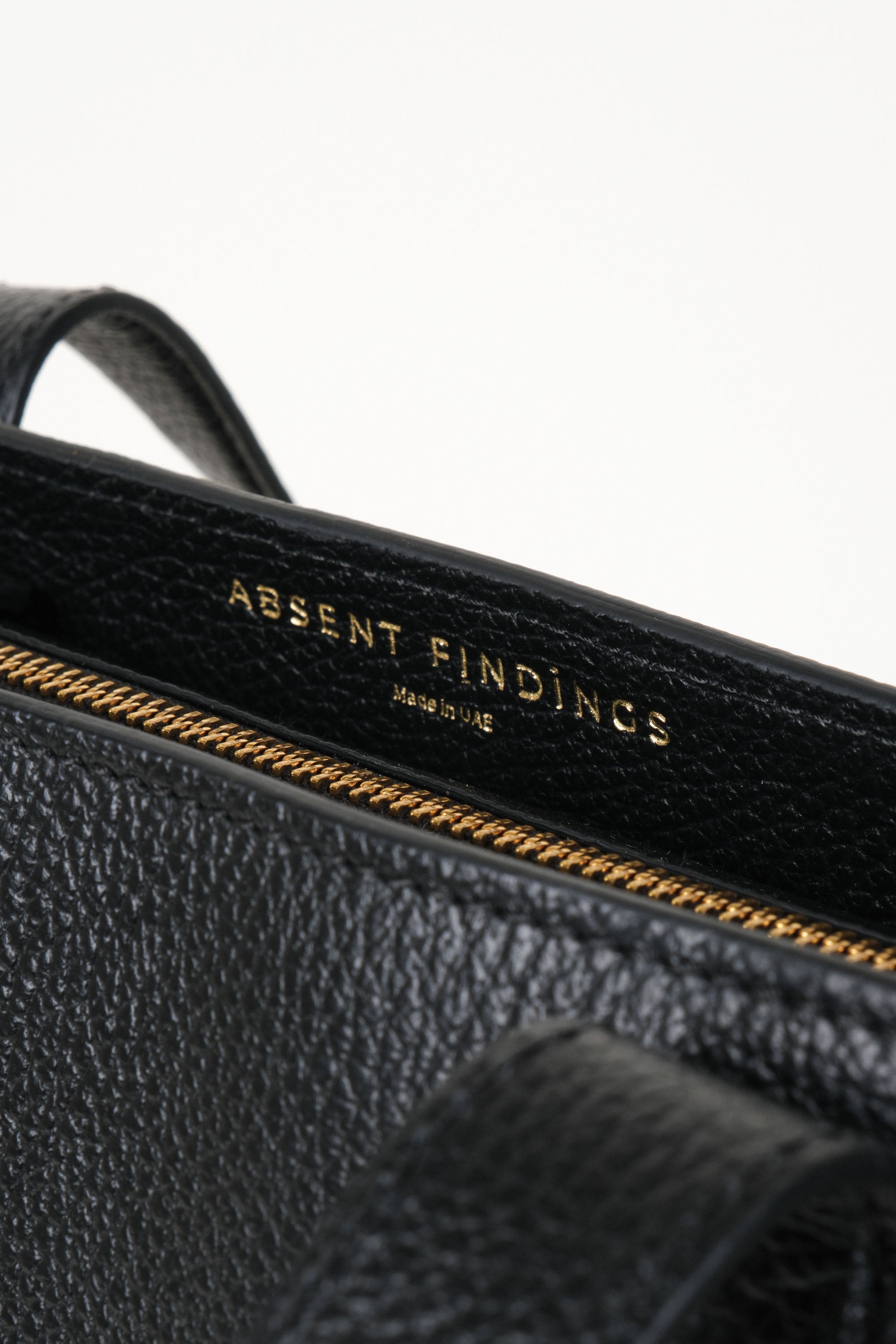 Black Studio Bag (Medium)